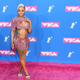 Image for article titled Every Casual, Sparkly, and Struggling Look From the 2018 MTV VMAs Red Carpet